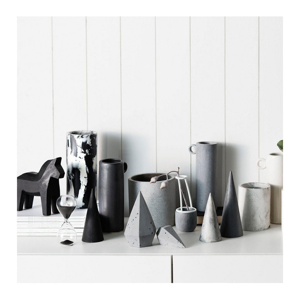 01-028-S-BLA - Zakkia -Concrete Cone - Small Black