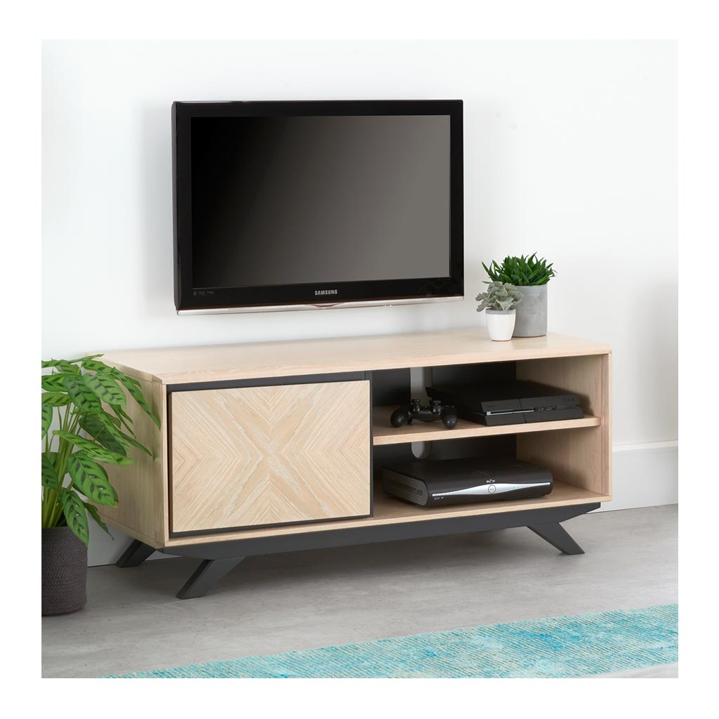 Archer Modern Scandinavian Wooden Oak Entertainment Unit