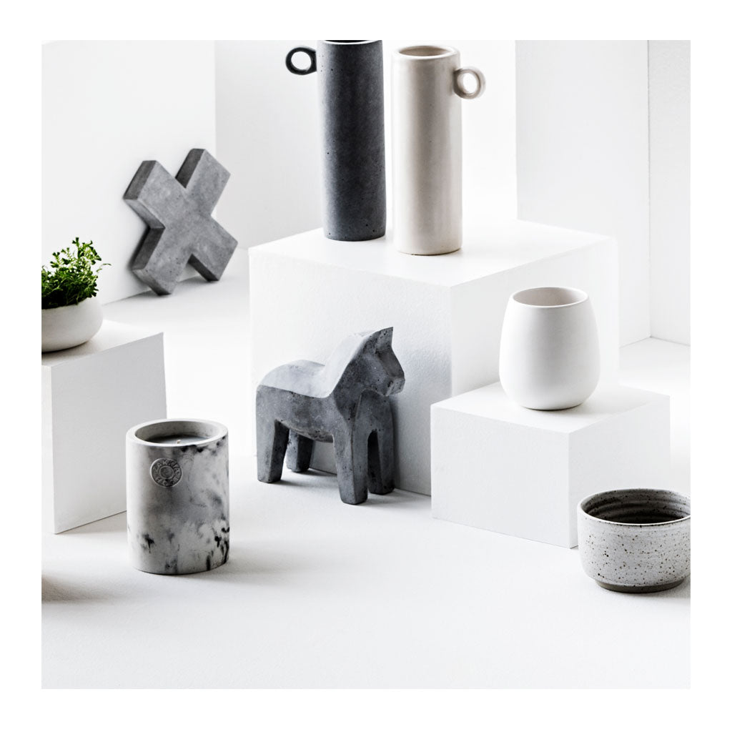 Other décor Zakkia Concrete Dala Horse - Natural 01-003-N-NAT lifestyle