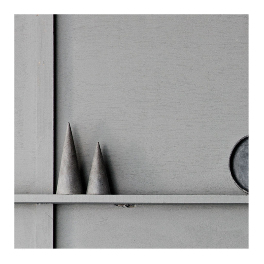 Other décor Zakkia Large Concrete Cone - Natural 01-028-L-NAT lifestyle