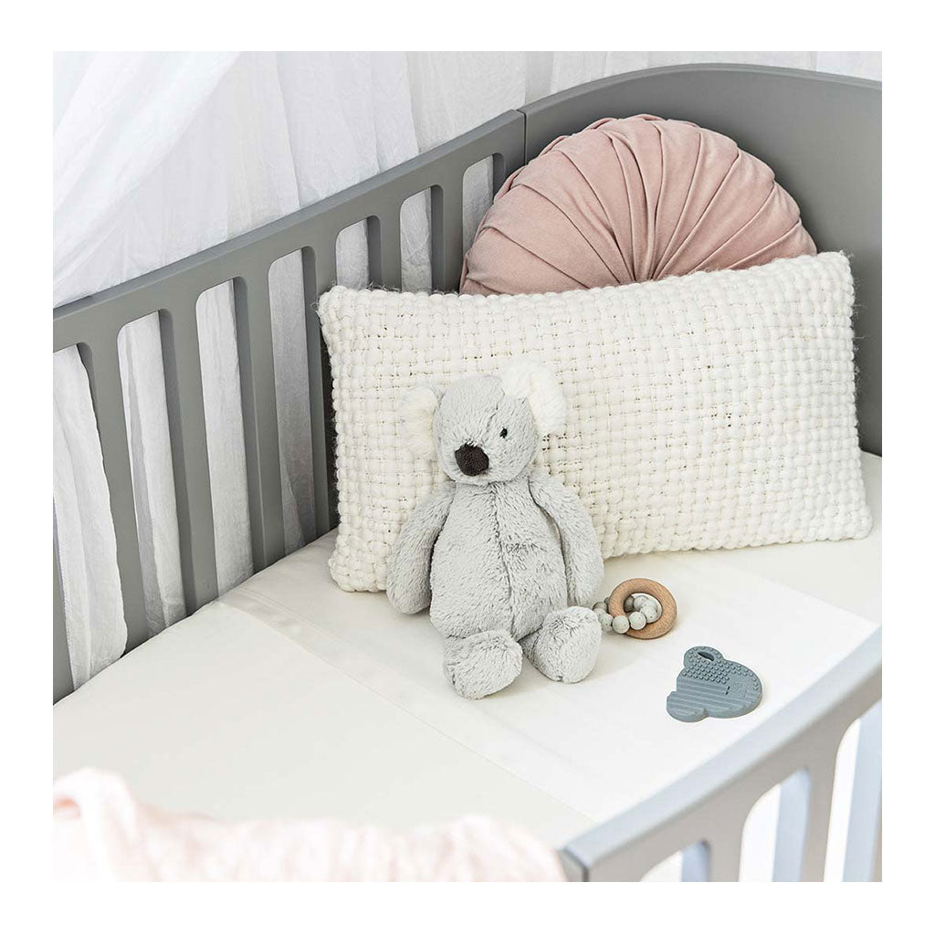 Sleepy Silk, Silk Sleeve for Cots / Cribs - Ivory White (SS-CS-WH00) for baby hair loss and baby bald spots, Silky Tots Silk Cot Slip, Pawda Baby 100% Mulberry Silk Cot Semi Sheet, Monday Silks, Baby Tresses Cot Bed Sheet